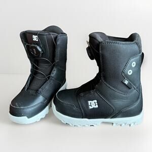 DC Youth's 2025 Scout BOA Snowboard Boots Black & White Ski Winter NIB Size 2Y